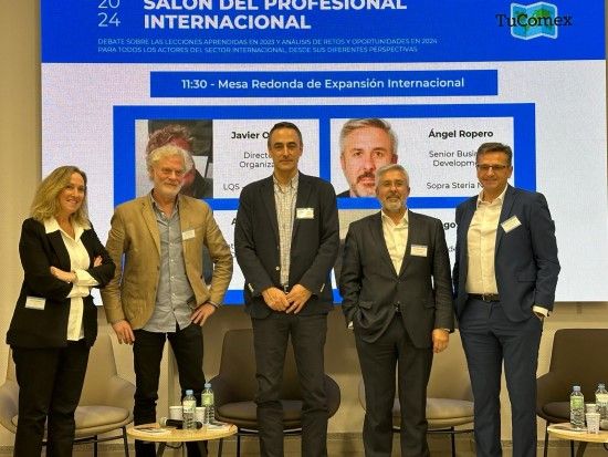 AFORO COMPLETO en el I Salón del Profesional Internacional” de TuComex en Madrid - Mesa Redonda de Expansión Internacional