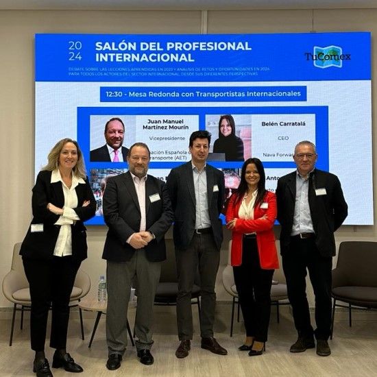 AFORO COMPLETO en el I Salón del Profesional Internacional” de TuComex en Madrid - Mesa Redonda de Transportistas Internacionales