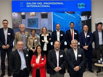 AFORO COMPLETO en el I Salón del Profesional Internacional” de TuComex en Madrid
