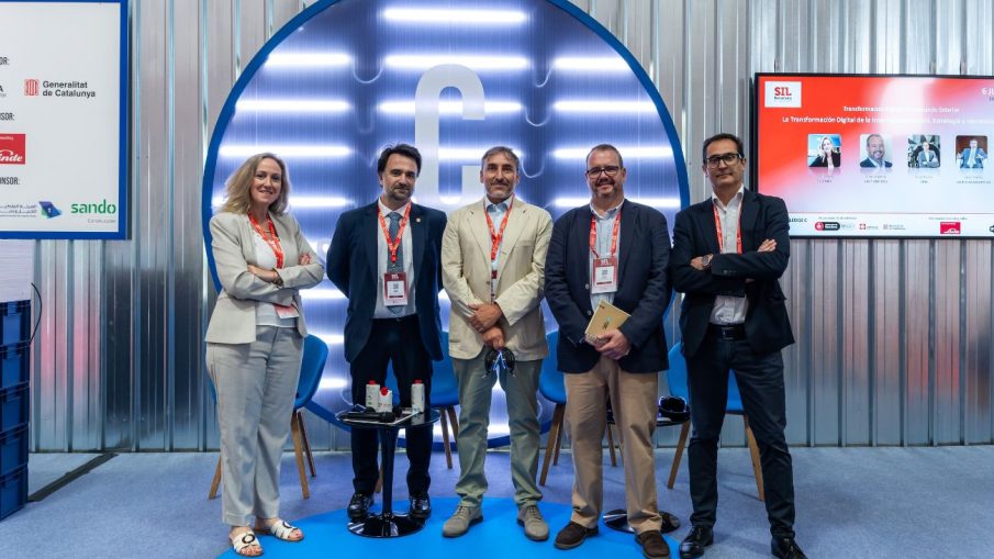 Sesión de Transformación Digital para el comercio internacional en el SIL Knowledge 2024